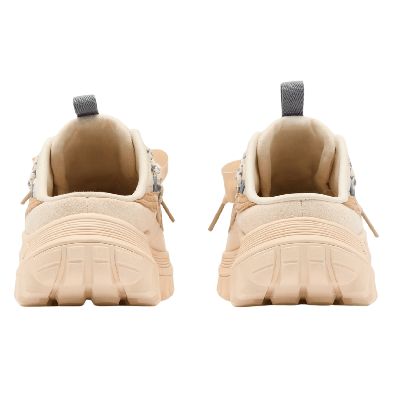 white peach/chalk