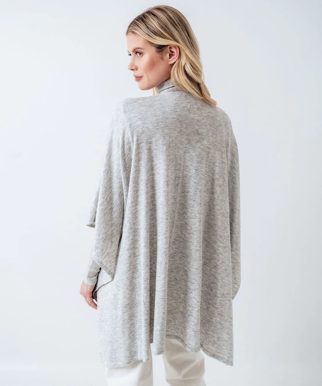 Echo Essential Ruana