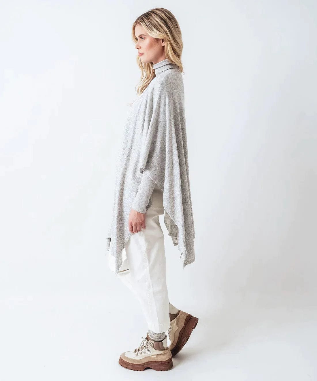 Echo Essential Ruana