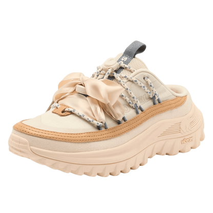 white peach/chalk