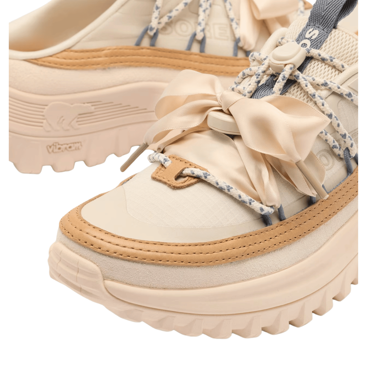 white peach/chalk