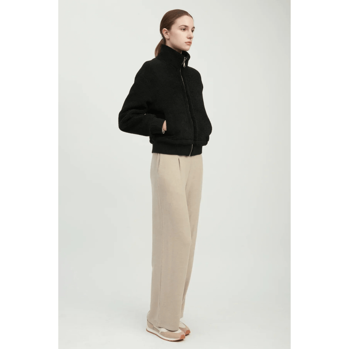 Common Knit Teddy Sherpa Crop Bomber, black – view 19