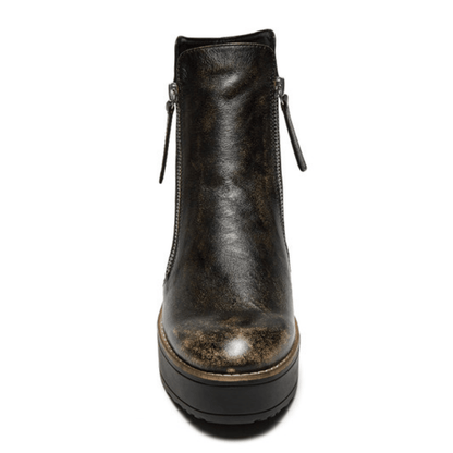 smokey black