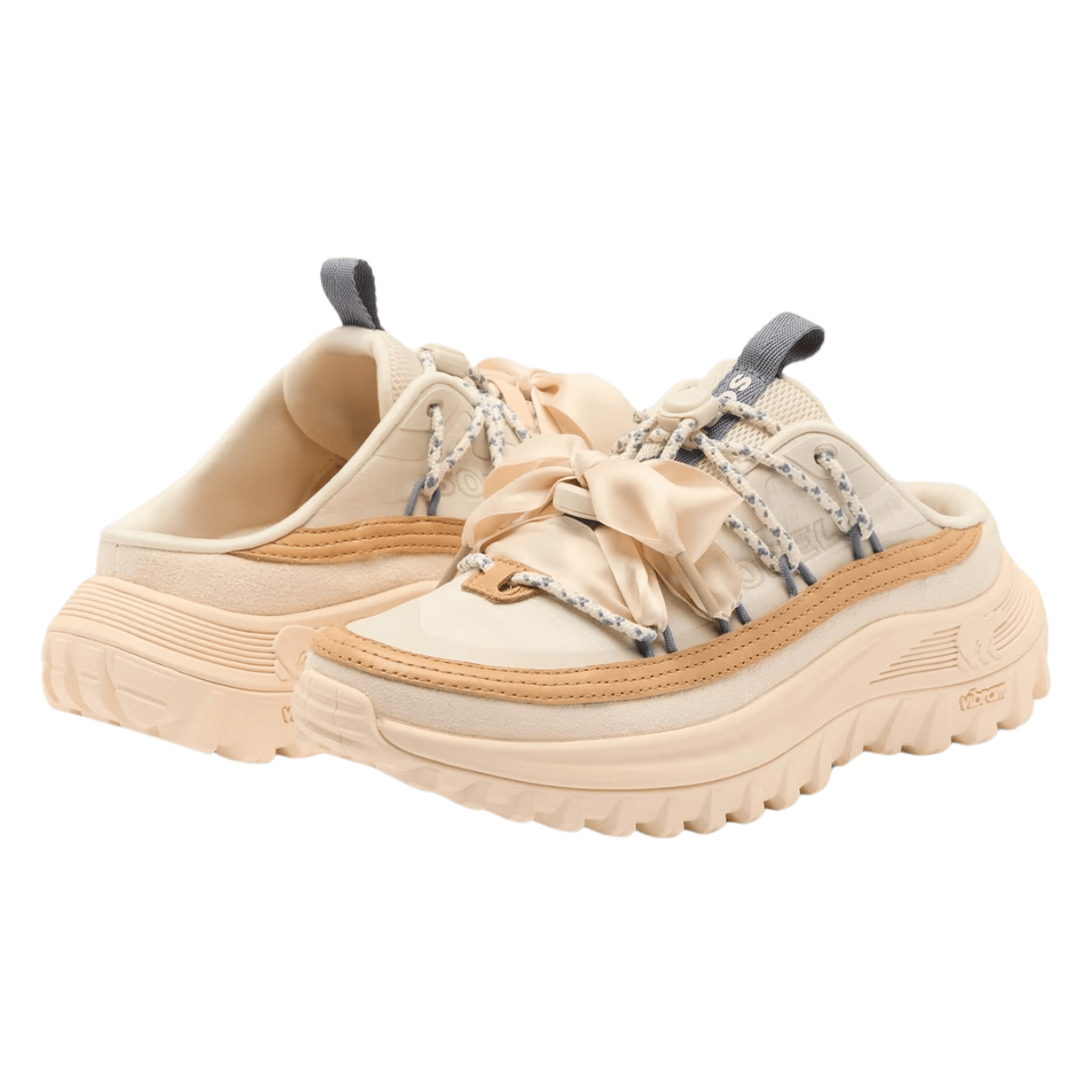 white peach/chalk