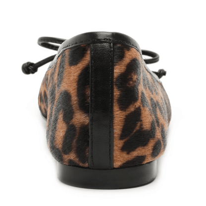 Arissa Wild Flat