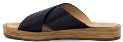 Enma Flat Sandal