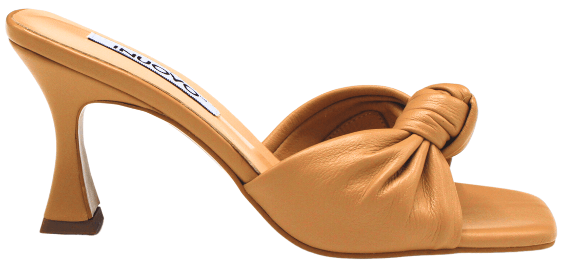 807020 Heeled Sandal