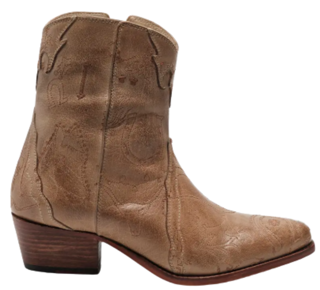 New Frontier Doodle Boot